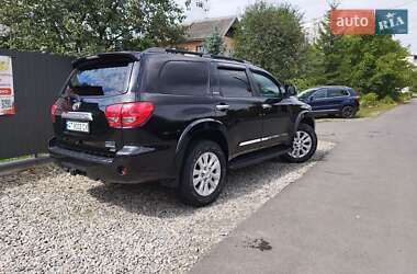 Внедорожник / Кроссовер Toyota Sequoia 2012 в 