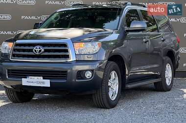 Позашляховик / Кросовер Toyota Sequoia 2016 в Одесі