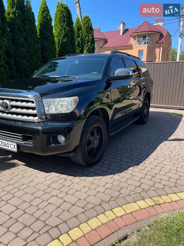 Внедорожник / Кроссовер Toyota Sequoia 2015 в Черновцах фото 6 Внедорожник / Кроссовер Toyota Sequoia 2015 в Черновцах