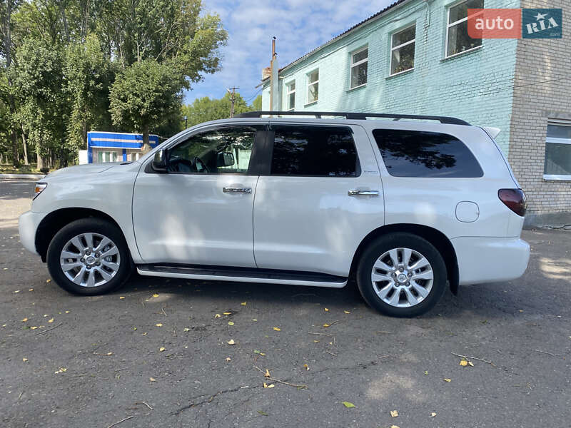 Позашляховик / Кросовер Toyota Sequoia 2008 в Вінниці