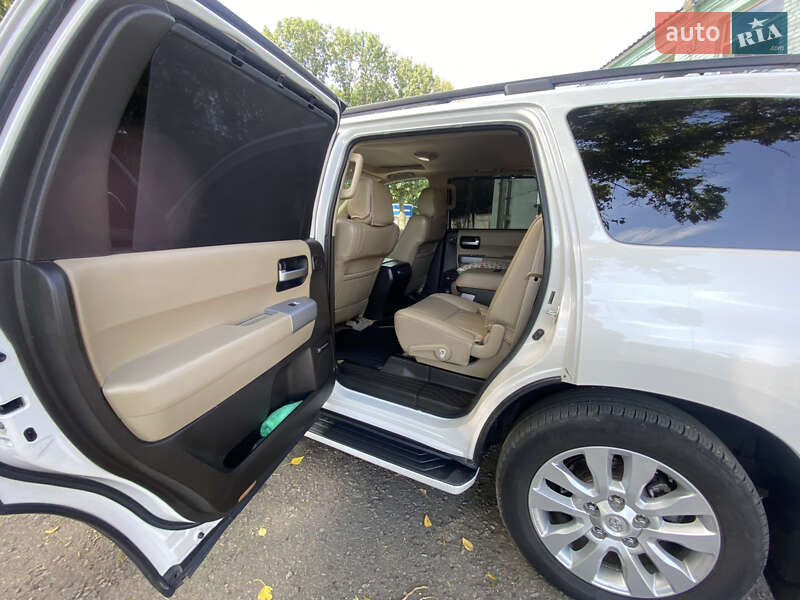 Позашляховик / Кросовер Toyota Sequoia 2008 в Вінниці
