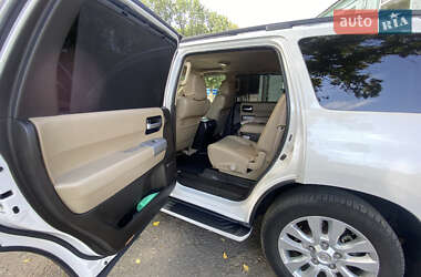 Позашляховик / Кросовер Toyota Sequoia 2008 в 