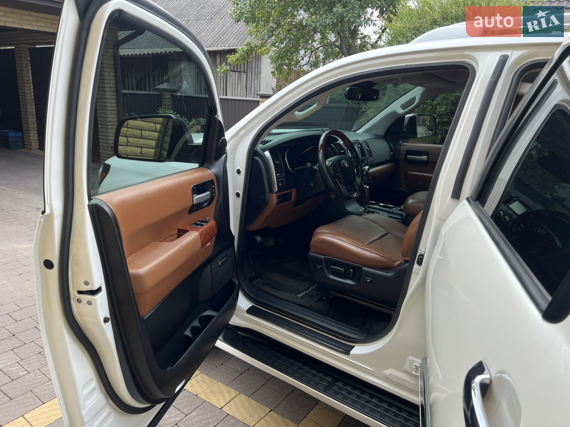 2018 Toyota Sequoia - мініатюра 8