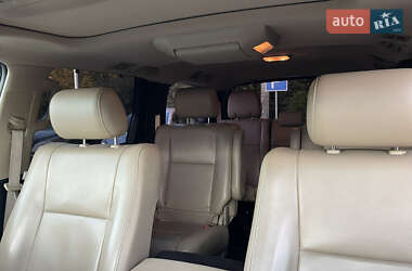 Внедорожник / Кроссовер Toyota Sequoia 2013 в 