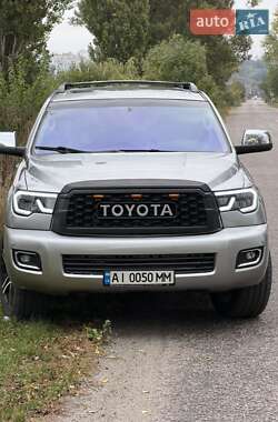 Внедорожник / Кроссовер Toyota Sequoia 2008 в Фастове
