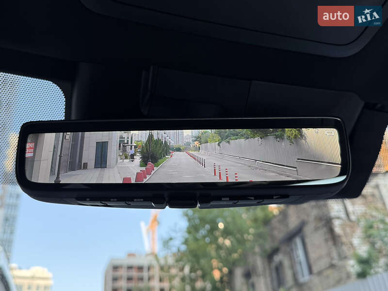 Внедорожник / Кроссовер Toyota Sequoia 2025 в Киеве