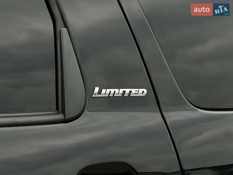 Внедорожник / Кроссовер Toyota Sequoia 2013 в Киеве