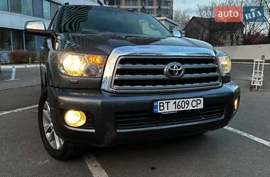 Позашляховик / Кросовер Toyota Sequoia 2015 в Одесі