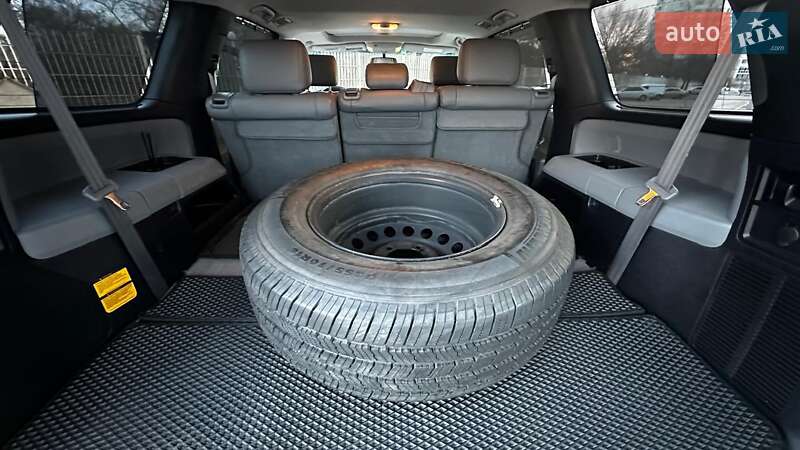 Внедорожник / Кроссовер Toyota Sequoia 2015 в Одессе фото 15 Внедорожник / Кроссовер Toyota Sequoia 2015 в Одессе