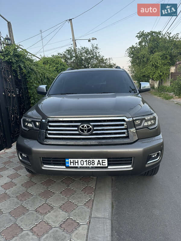 Внедорожник / Кроссовер Toyota Sequoia 2008 в Одессе