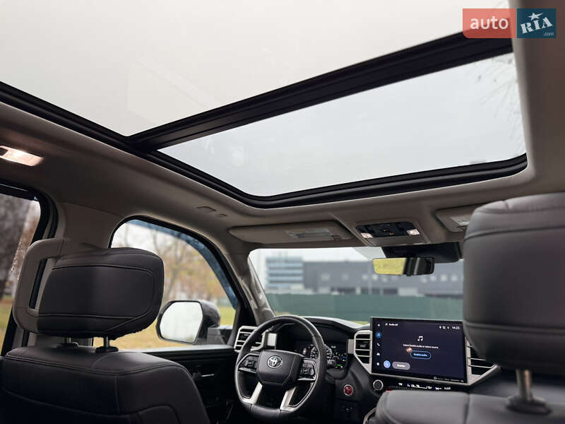 Позашляховик / Кросовер Toyota Sequoia 2023 в Києві