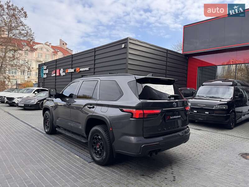 Позашляховик / Кросовер Toyota Sequoia 2023 в Одесі