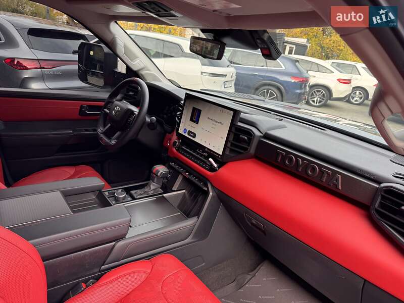 Позашляховик / Кросовер Toyota Sequoia 2023 в Одесі