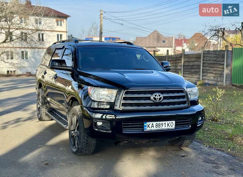 Позашляховик / Кросовер Toyota Sequoia 2011 в Києві фото 3 Позашляховик / Кросовер Toyota Sequoia 2011 в Києві