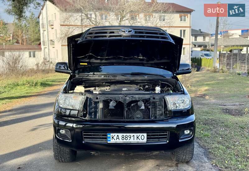 Позашляховик / Кросовер Toyota Sequoia 2011 в Києві фото 8 Позашляховик / Кросовер Toyota Sequoia 2011 в Києві