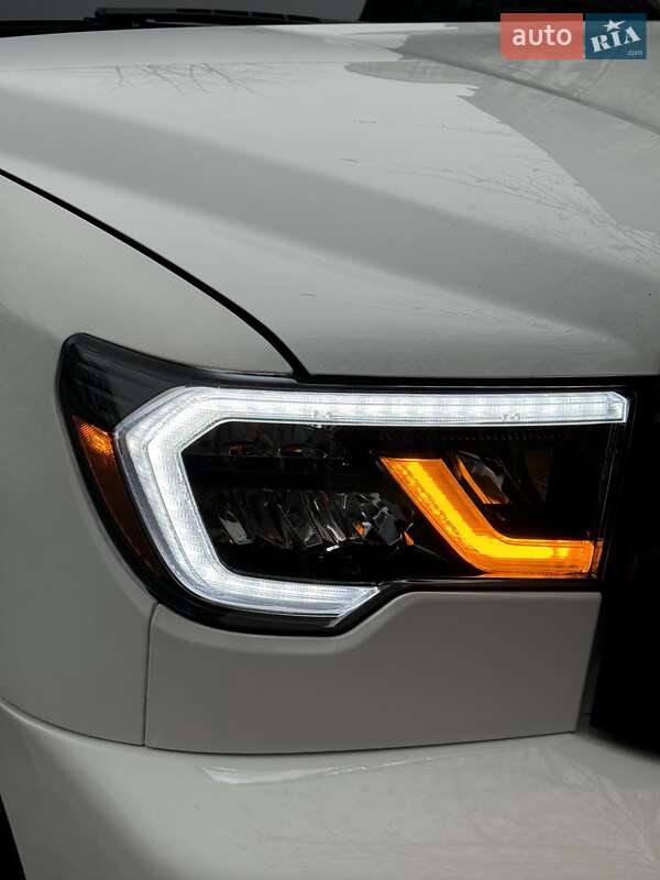 Внедорожник / Кроссовер Toyota Sequoia 2013 в Ивано-Франковске