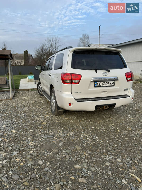 Внедорожник / Кроссовер Toyota Sequoia 2008 в Черновцах