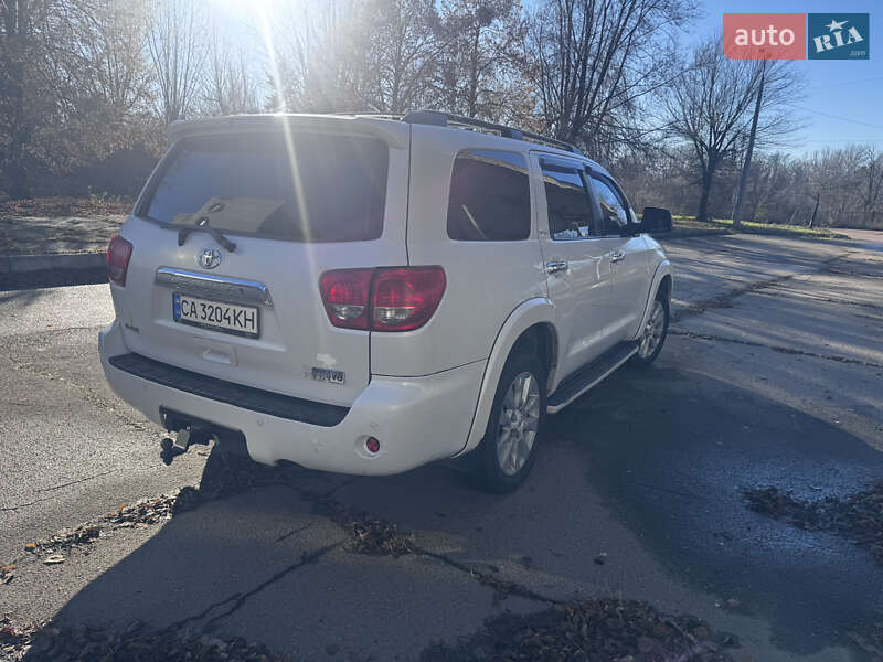 Внедорожник / Кроссовер Toyota Sequoia 2008 в Черкассах фото 7 Внедорожник / Кроссовер Toyota Sequoia 2008 в Черкассах