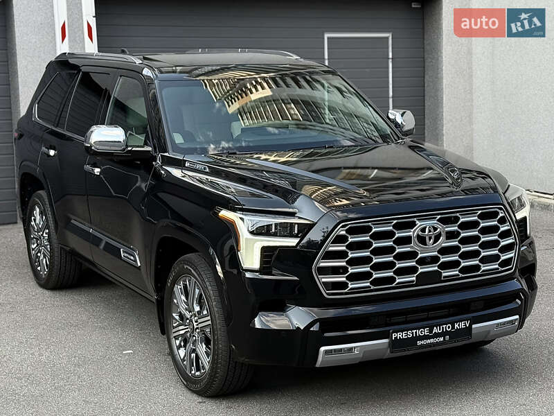 Позашляховик / Кросовер Toyota Sequoia 2025 в Києві