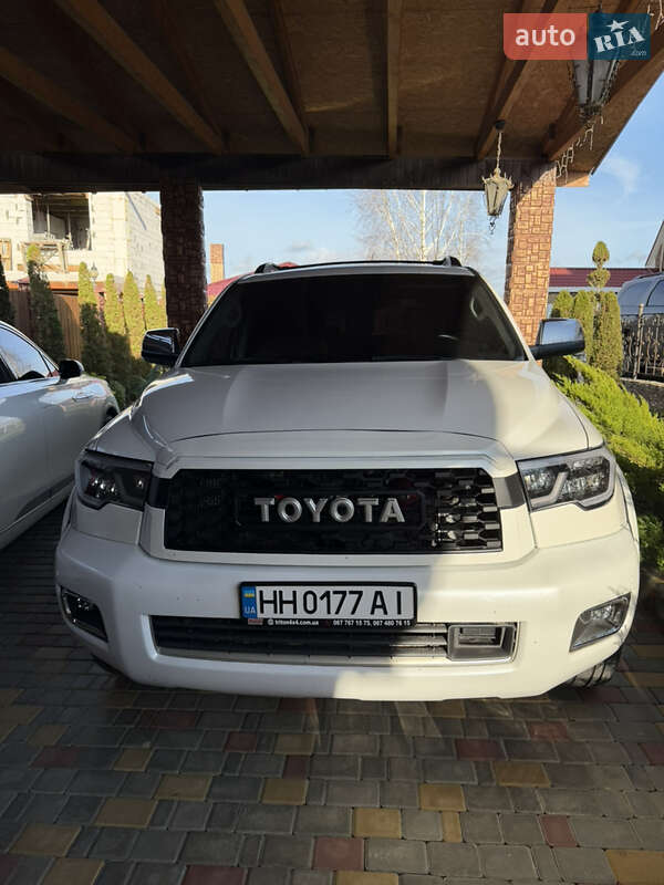 Внедорожник / Кроссовер Toyota Sequoia 2008 в Одессе