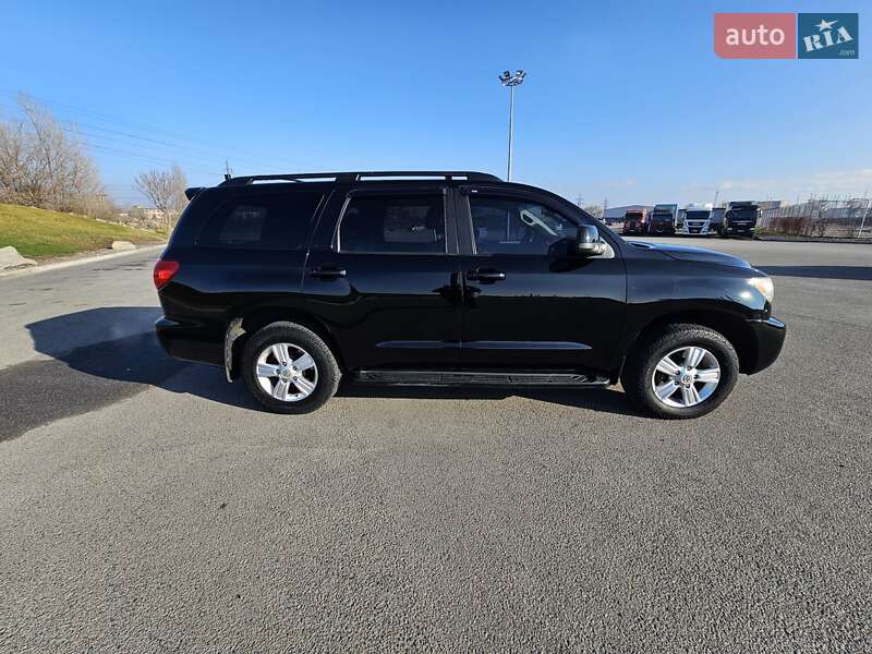 Позашляховик / Кросовер Toyota Sequoia 2008 в Дніпрі