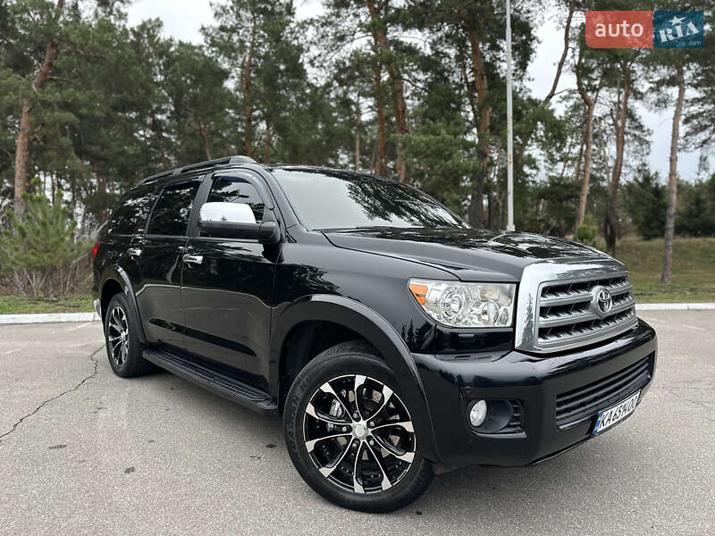 Позашляховик / Кросовер Toyota Sequoia 2008 в Києві