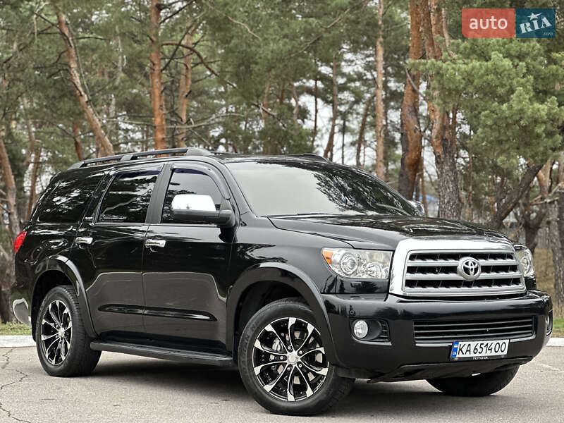 Позашляховик / Кросовер Toyota Sequoia 2008 в Києві