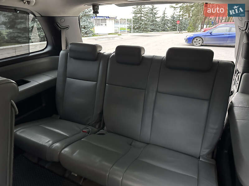 Позашляховик / Кросовер Toyota Sequoia 2008 в Києві