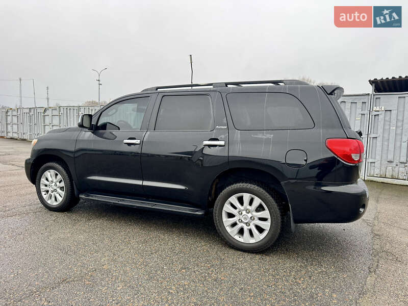 Позашляховик / Кросовер Toyota Sequoia 2008 в Києві