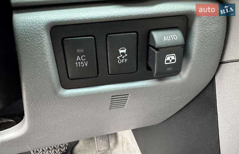 Позашляховик / Кросовер Toyota Sequoia 2008 в Києві