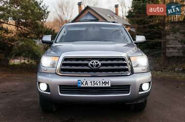 Позашляховик / Кросовер Toyota Sequoia 2016 в Трускавці