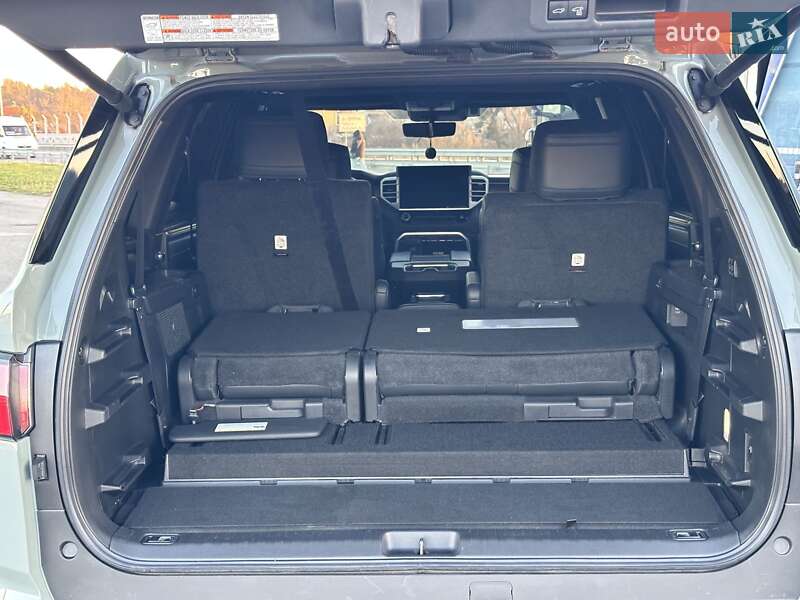 Внедорожник / Кроссовер Toyota Sequoia 2023 в Киеве фото 16 Внедорожник / Кроссовер Toyota Sequoia 2023 в Киеве