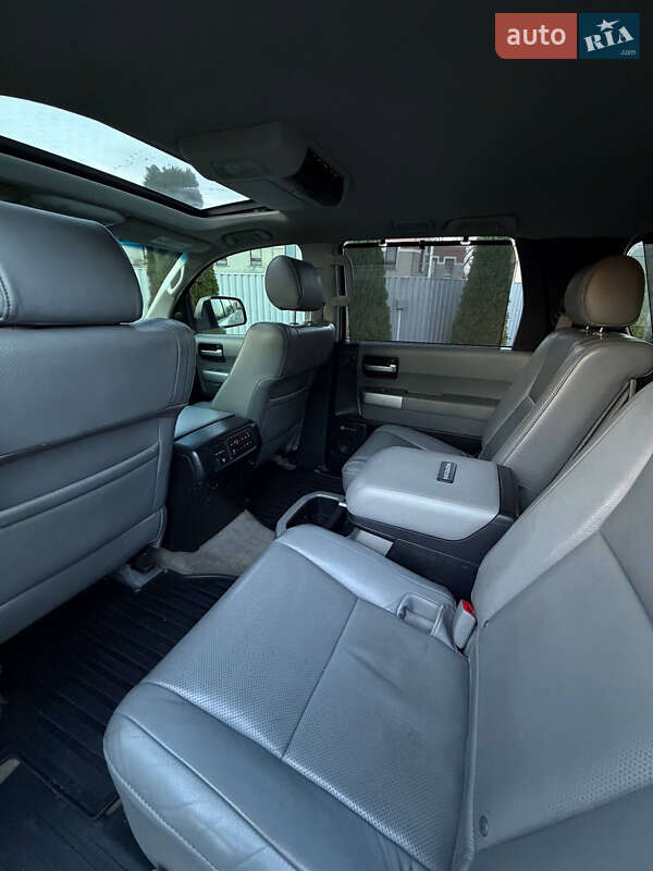 Внедорожник / Кроссовер Toyota Sequoia 2008 в Одессе фото 39 Внедорожник / Кроссовер Toyota Sequoia 2008 в Одессе