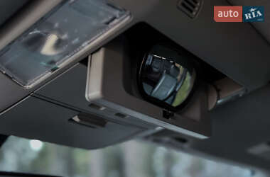 Внедорожник / Кроссовер Toyota Sequoia 2016 в Черкассах