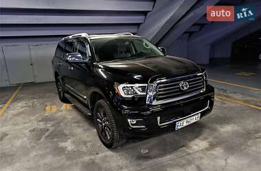 Внедорожник / Кроссовер Toyota Sequoia 2018 в Одессе