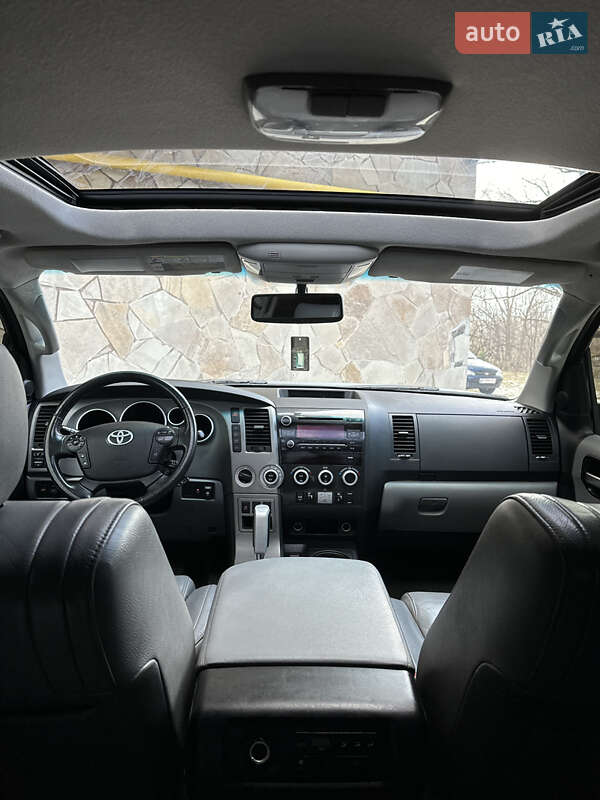Внедорожник / Кроссовер Toyota Sequoia 2010 в Надворной фото 27 Внедорожник / Кроссовер Toyota Sequoia 2010 в Надворной