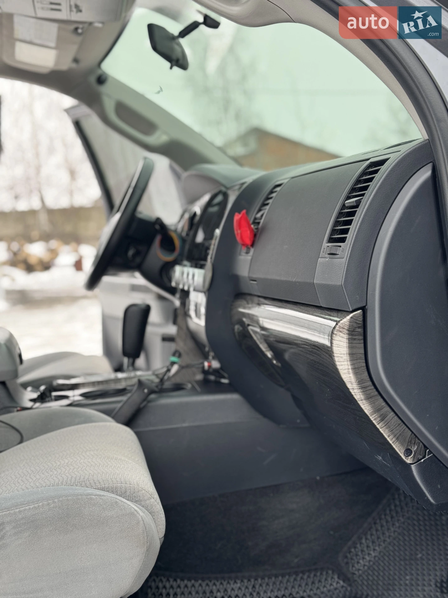 2013 Toyota Sequoia - мініатюра 14