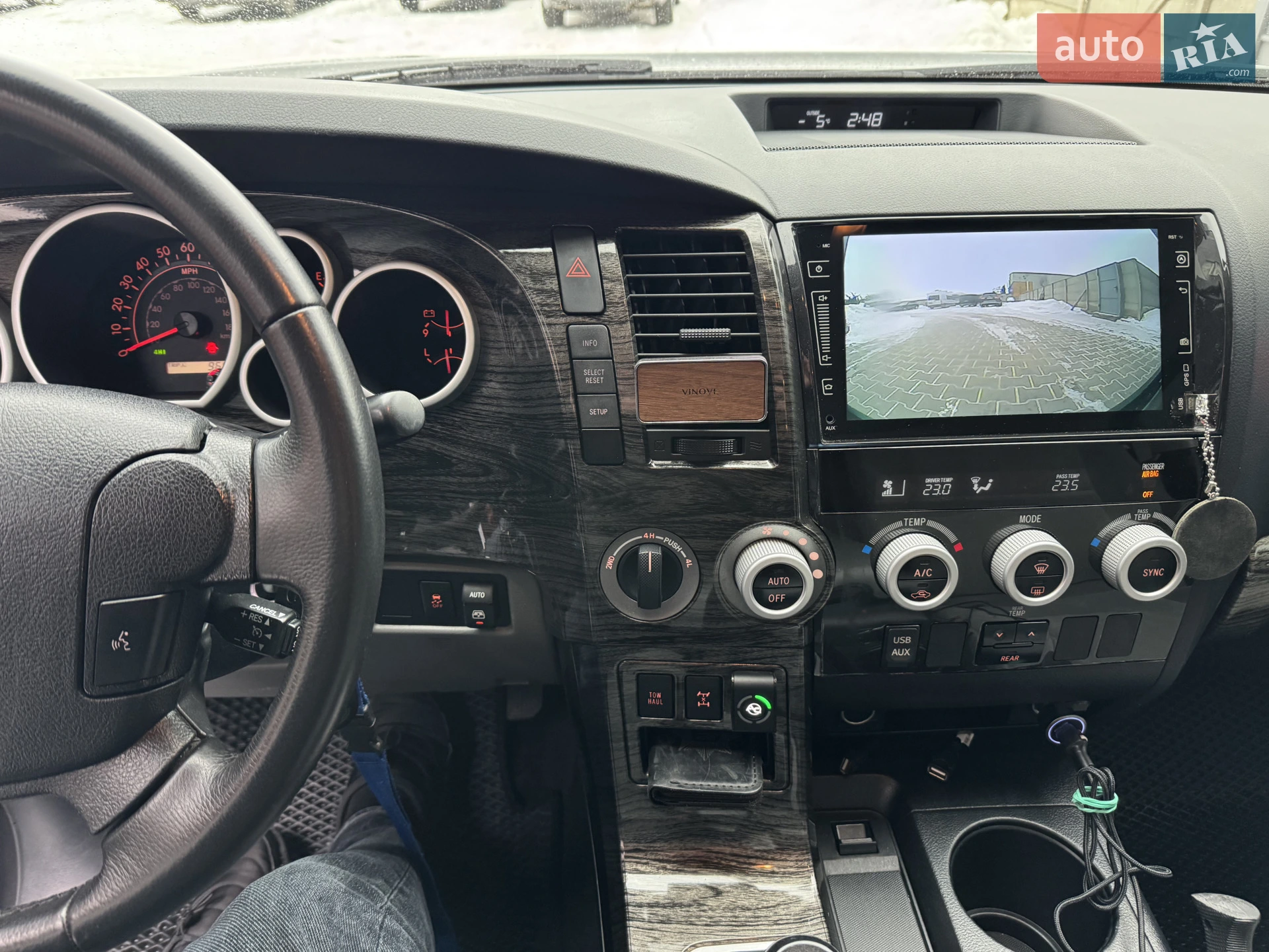 2013 Toyota Sequoia - мініатюра 22