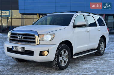 Внедорожник / Кроссовер Toyota Sequoia 2009 в Киеве