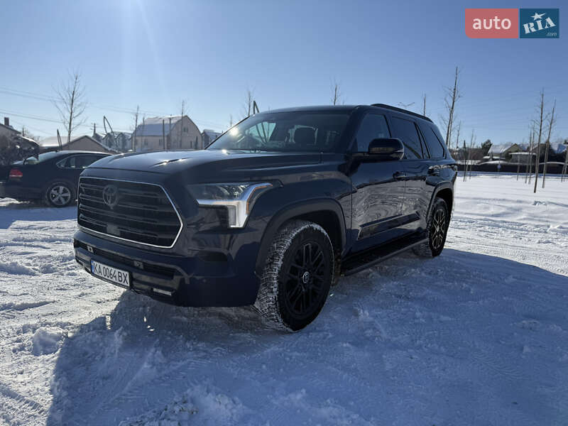 Внедорожник / Кроссовер Toyota Sequoia 2024 в Ирпене