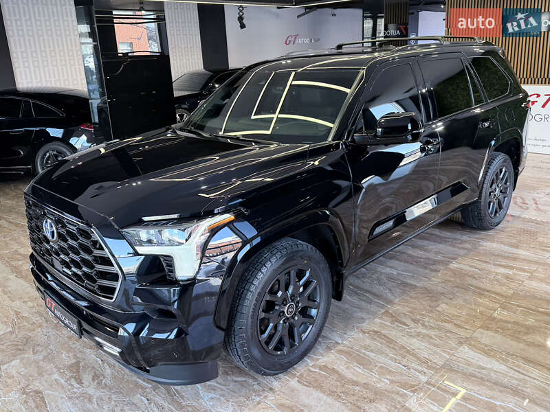 Внедорожник / Кроссовер Toyota Sequoia 2024 в Киеве