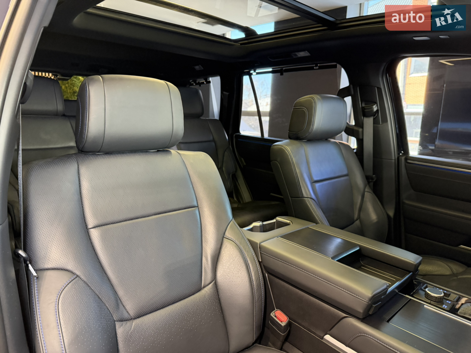 2024 Toyota Sequoia - мініатюра 74