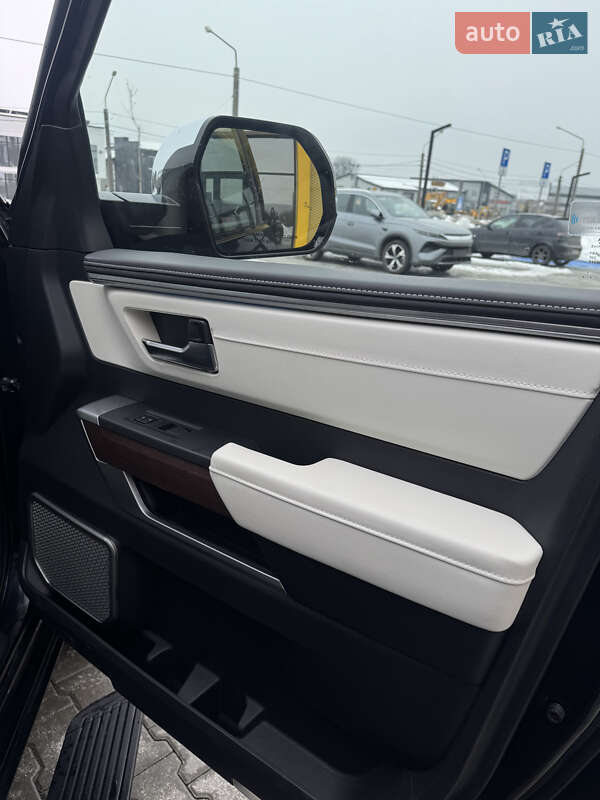 Внедорожник / Кроссовер Toyota Sequoia 2023 в Львове фото 59 Внедорожник / Кроссовер Toyota Sequoia 2023 в Львове