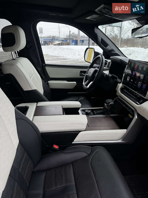 Внедорожник / Кроссовер Toyota Sequoia 2023 в Львове фото 40 Внедорожник / Кроссовер Toyota Sequoia 2023 в Львове