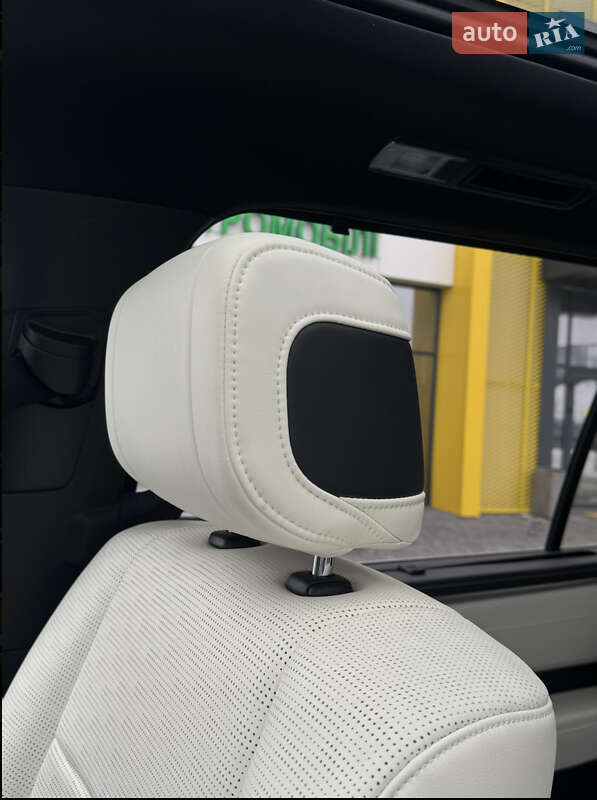 Внедорожник / Кроссовер Toyota Sequoia 2023 в Львове фото 63 Внедорожник / Кроссовер Toyota Sequoia 2023 в Львове