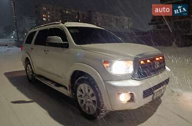 Внедорожник / Кроссовер Toyota Sequoia 2008 в Смеле