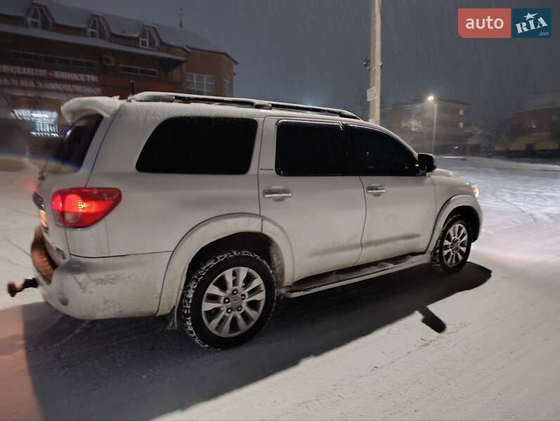 Внедорожник / Кроссовер Toyota Sequoia 2008 в Смеле фото 13 Внедорожник / Кроссовер Toyota Sequoia 2008 в Смеле