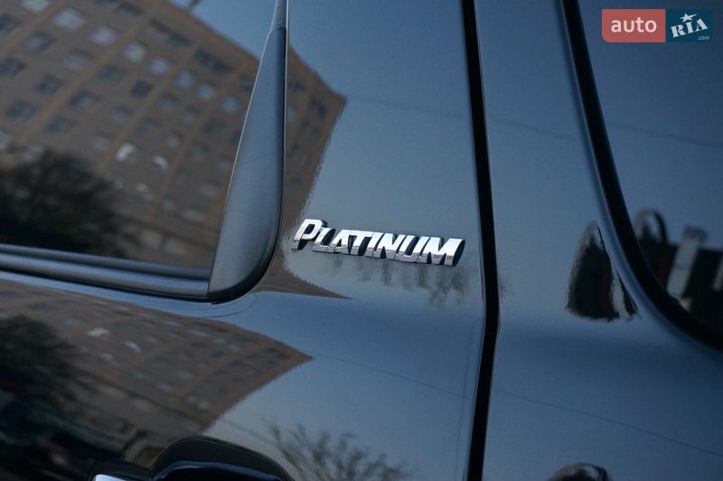 Внедорожник / Кроссовер Toyota Sequoia 2008 в Одессе