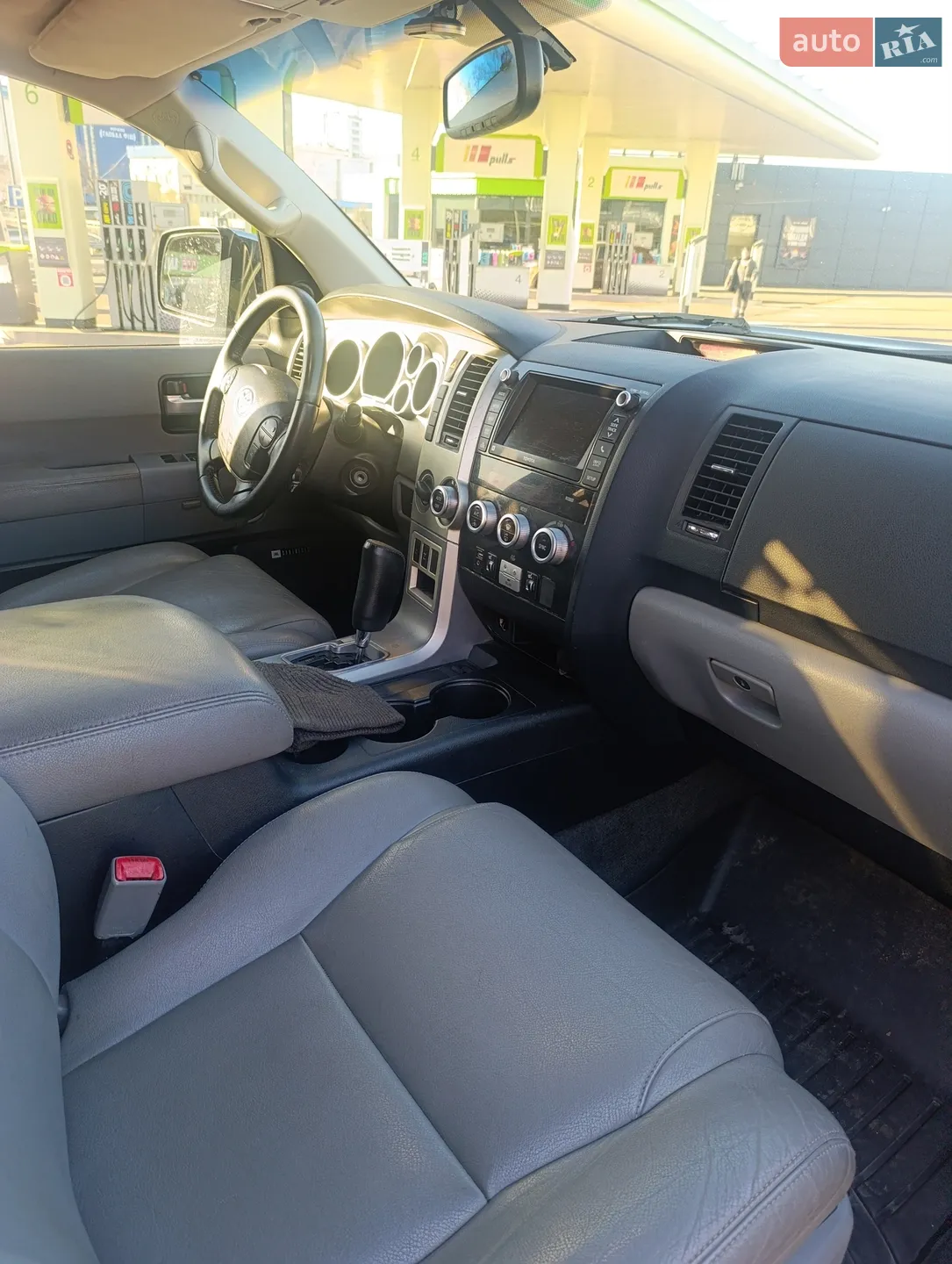 2013 Toyota Sequoia - мініатюра 4