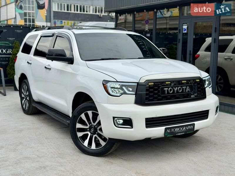 Toyota Sequoia 2013